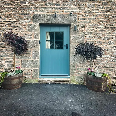 Tethera, Amma Barn Shap Exterior photo